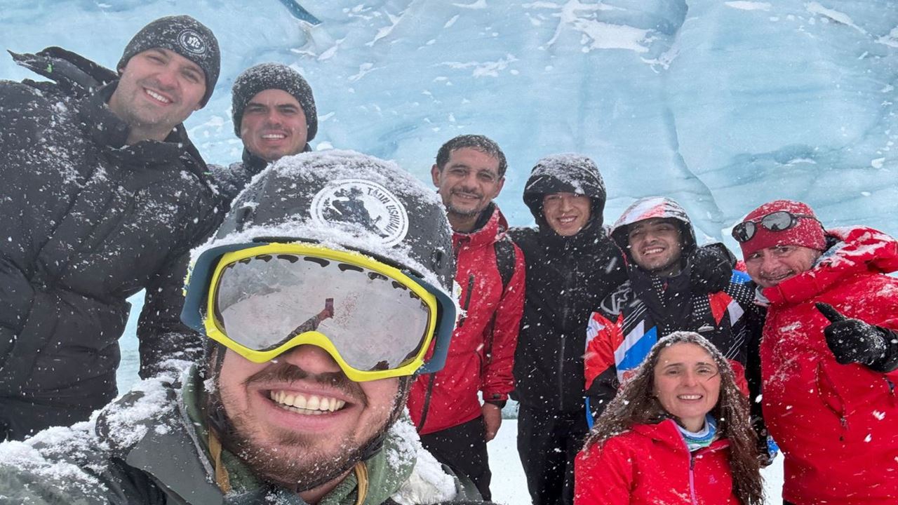 Ojo Del Albino Glacier Trekking And Esmeralda Lagoon foto 8
