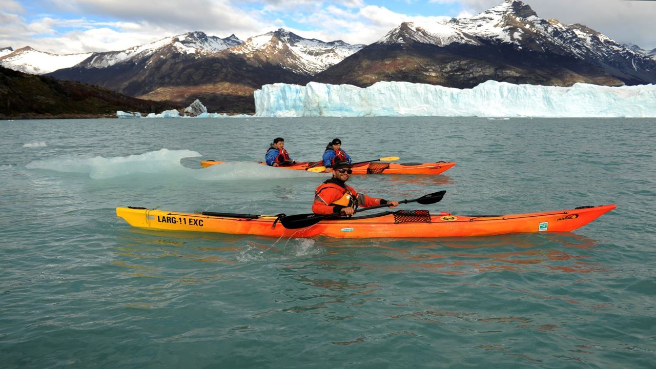 Kajak-erlebnis In Perito Moreno foto 2