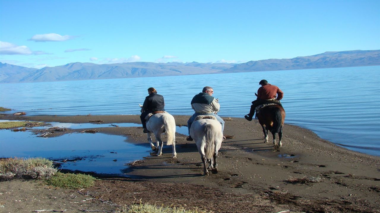 El Galpón Del Glaciar - Patagonische Estancia foto 2