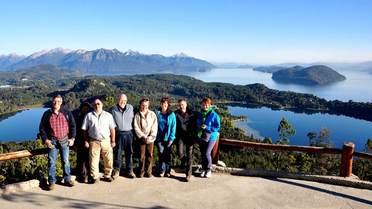 Tour Privado A Los Lagos Y Cascadas Del Río Manso foto 1