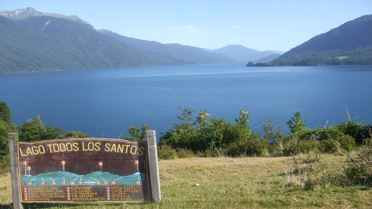 Esmeralda Voyage, Sail To Peulla Through Todos Los Santos Lake foto 7
