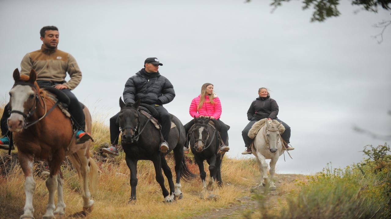 Cabalgata En El Cerro Frías foto 1