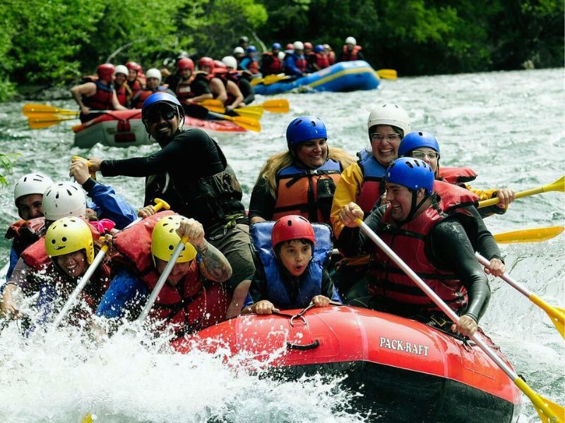 Rafting Mit Der Familie Auf Dem Manso-fluss foto 4