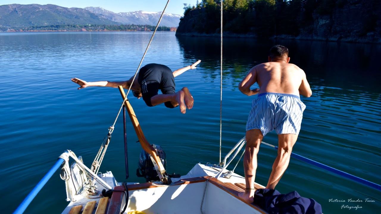 Sailing Trip Around Lake Nahuel Huapi foto 2