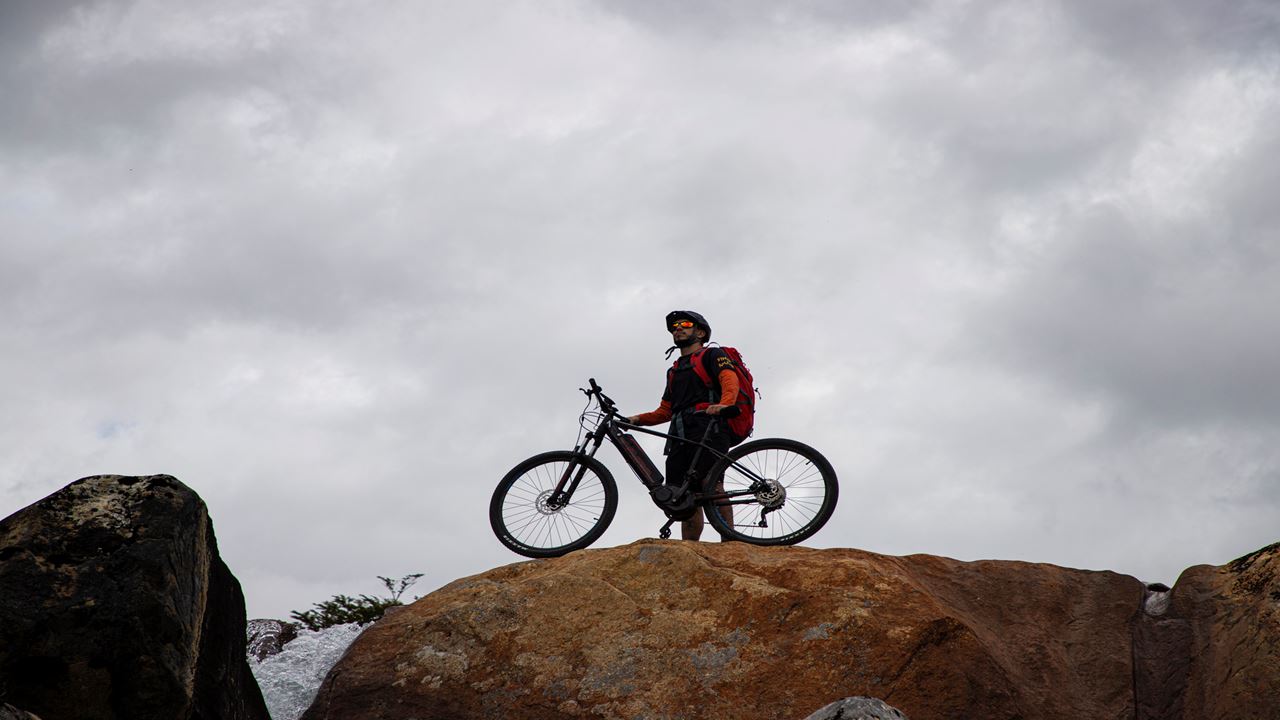 Electric Bike Tour To Beban Waterfall foto 9