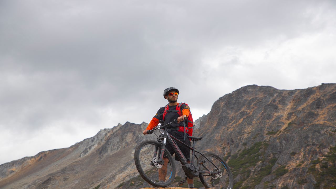 Electric Bike Tour To Beban Waterfall foto 10