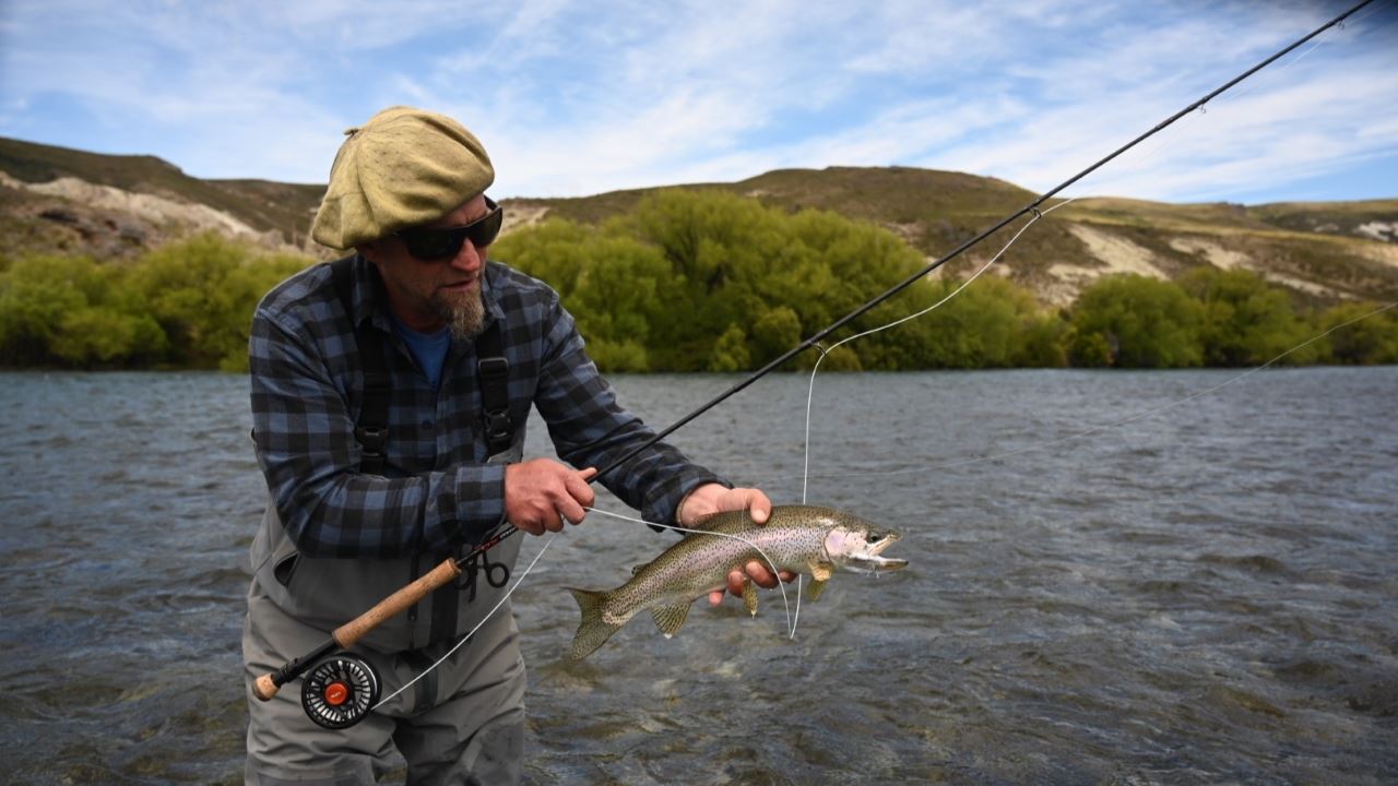 Pesca Con Mosca En El Rio Limay foto 3