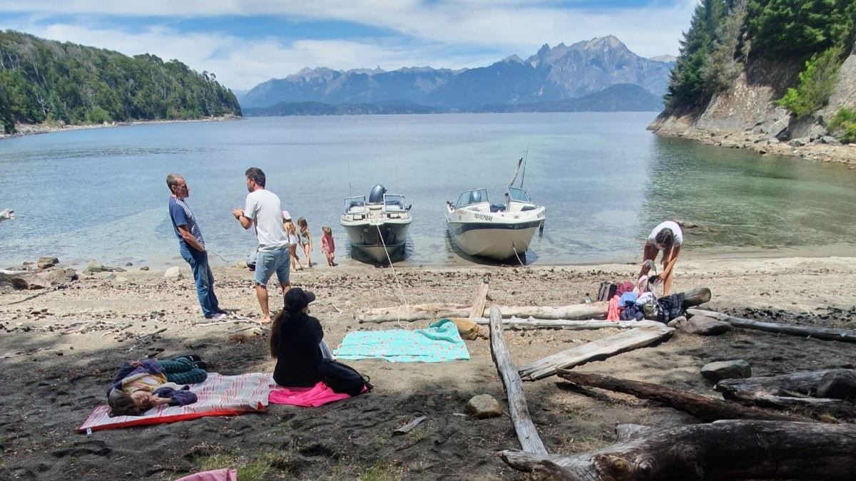 Schleppangeln Auf Dem Nahuel Huapi-see foto 1