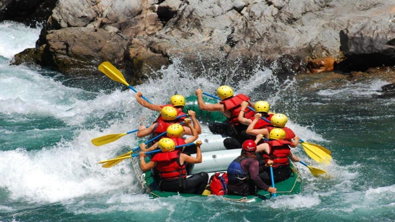 Promo : Petit Circuit Et Rafting Avec Transferts Aéroport foto 2