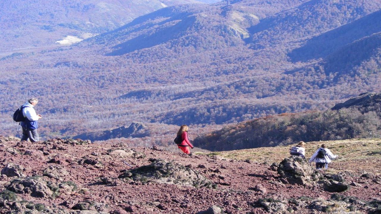 Trekking En El Volcán Colorado foto 4