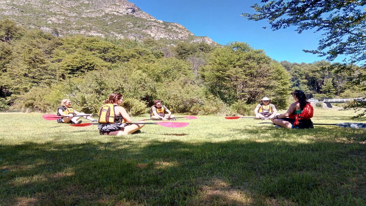 Caiaque E Trekking No Lago Mascardi Em Privado foto 5