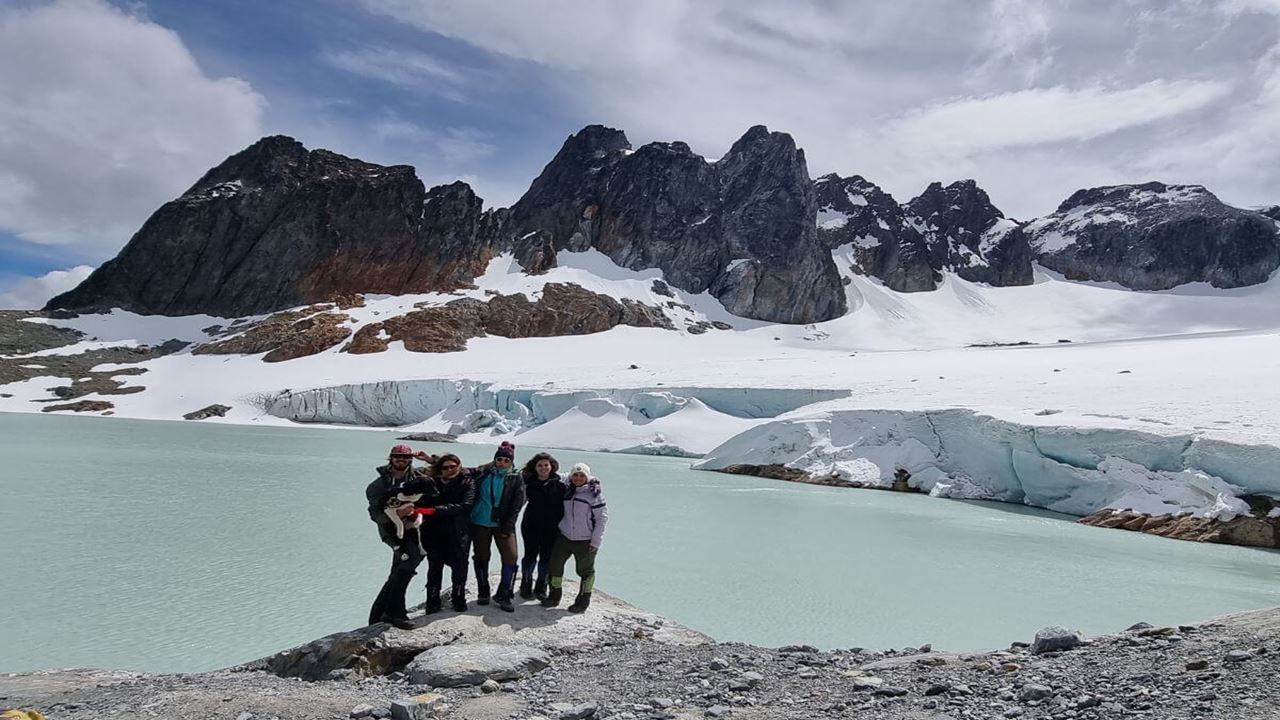 Trekking Glaciar Ojo Del Albino Y Laguna Esmeralda