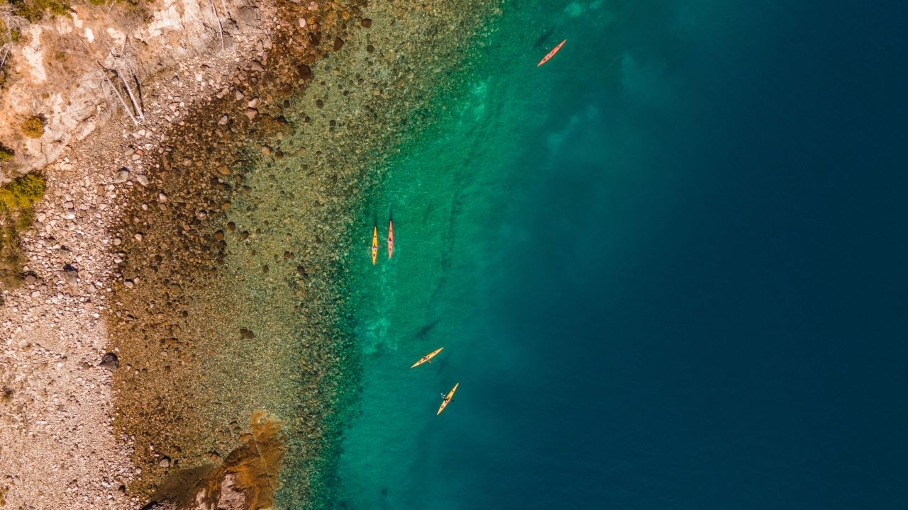 Kajak Auf Der Insel Huemul