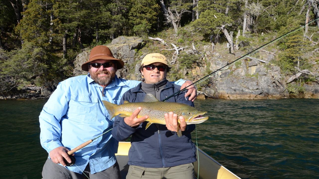 Tag Mit Fliegenfischen Oder Spinnfischen Am Limay River