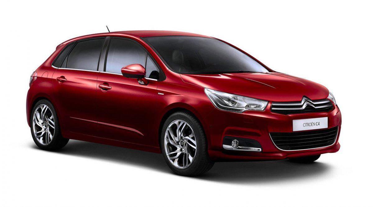 Private Transfer From The Hotel In Downtown Puerto Madryn To Trelew Airport